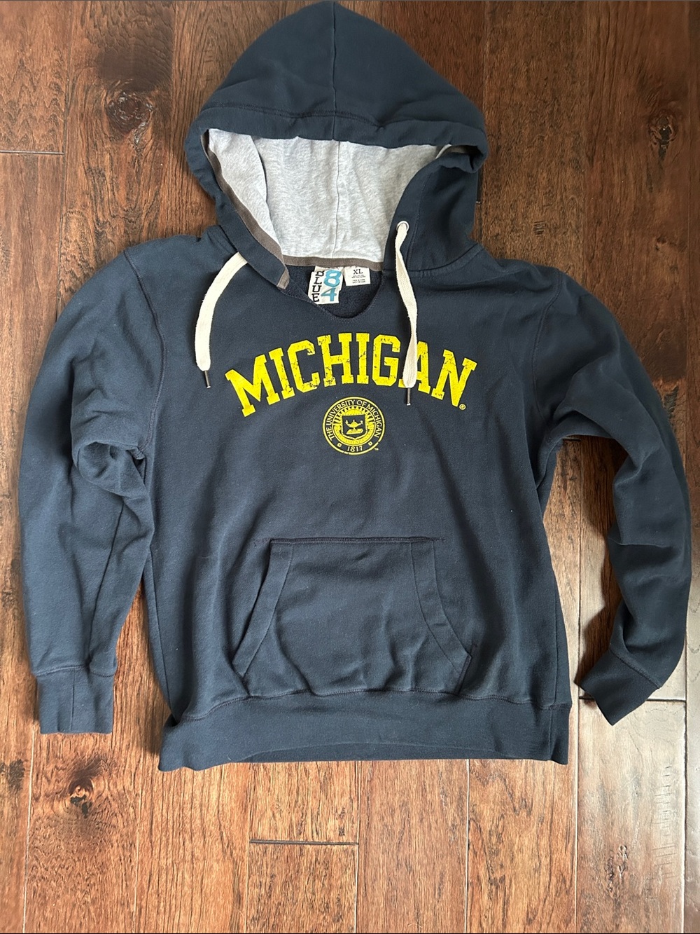 Michigan women’s XL Navy Hooded Sweatshirt with Yellow Logo